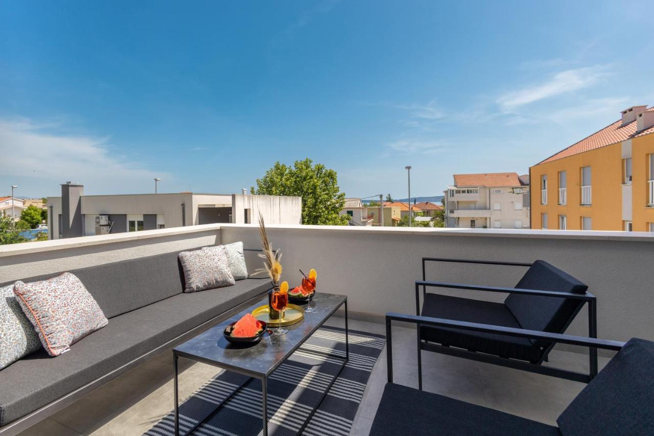 Bonaca Apartments With Terrace, Barbecue And Private Parking Kastela Exterior photo
